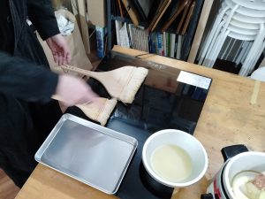 ガリ版道具-ロウ原紙-製造法