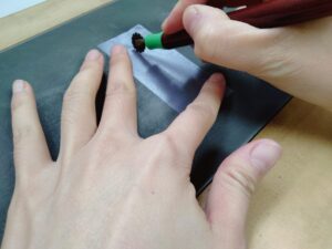 ガリ版回転鉄筆の使い方